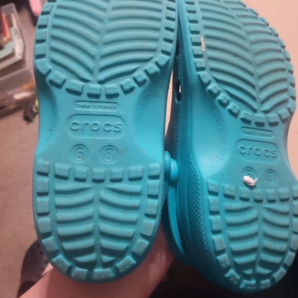 Crocs Classic Teal Blue Slip On Clogs ladies Size 8 Mens 6 - Picture 4 of 5